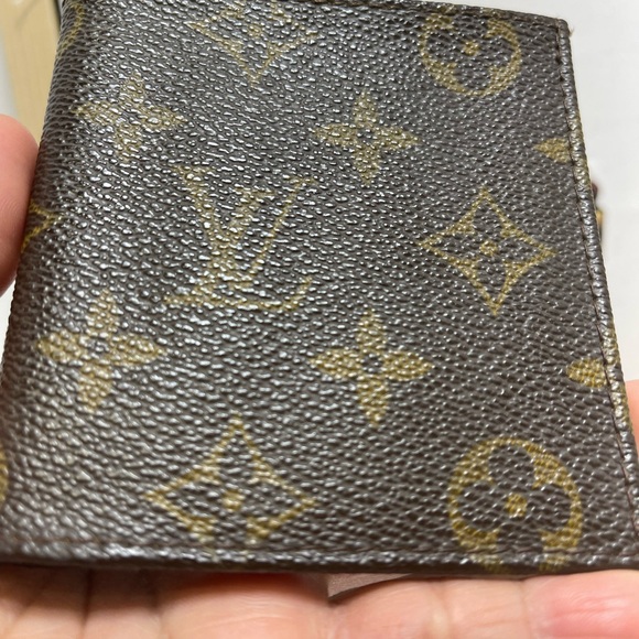 Louis Vuitton Brown Wallet - Picture 16 of 16